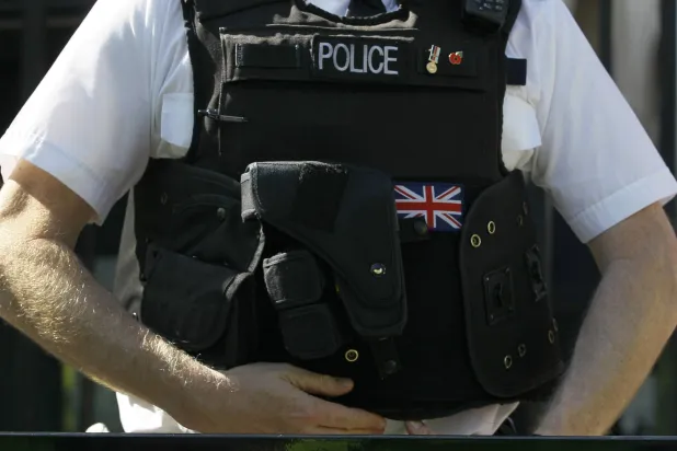 عنصر من الشرطة البريطانية (أ.ب)