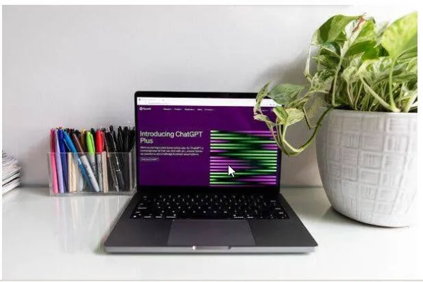 ماذا تعرفون عن ميزة «مترجم الرموز» الجديدة من «تشات جي بي تي»؟