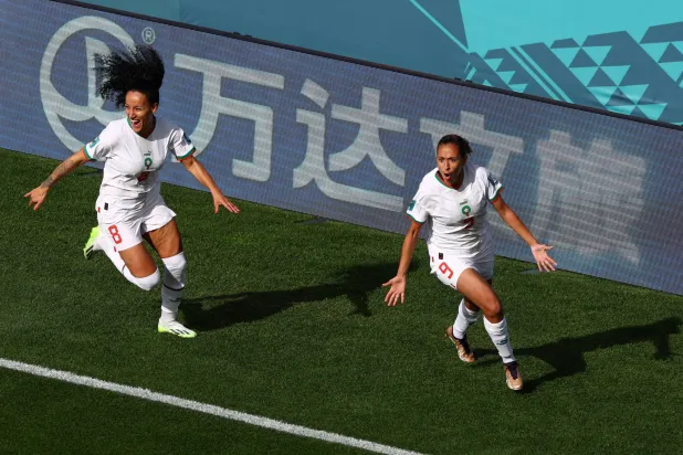 المغربية ابتسام الجريدي تنطلق فرحة بهدفها الغالي في كوريا الجنوبية (رويترز)