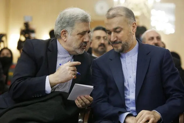 عنايتي يتحدث إلى وزير خارجية إيران حسين أمير عبداللهيان (ميزان)