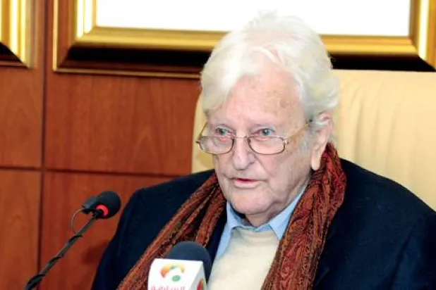 دينيس جونسون ديفيز