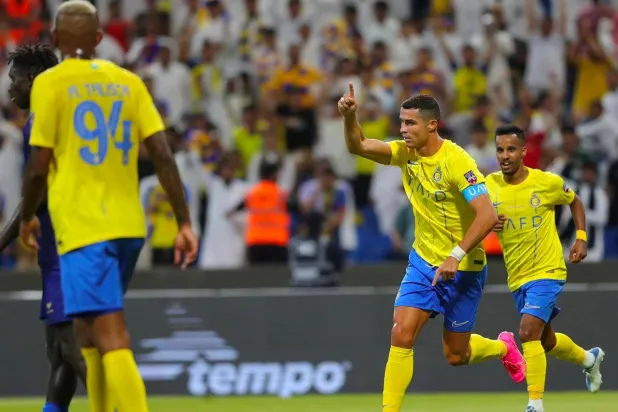 رونالدو يحتفل بهدفه في الشباك التونسية (تصوير: عبد العزيز النومان)