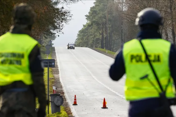 Polonya'da şimdiye kadar görülen "en büyük Rus casus ağı" çökertildi