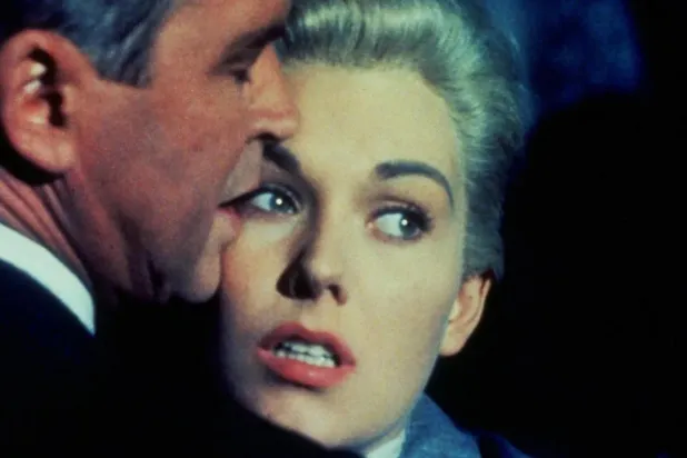 İki dalda Oscar adaylığı bulunan filmde Stewart ve Novak'ın yanı sıra Barbara Bel Geddes ve Tom Helmore da rol almıştı (Paramount)