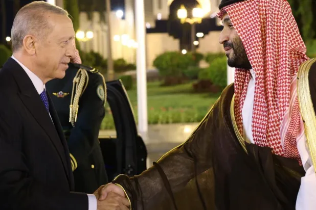 Telegraph, Türkiye ve Suudi Arabistan'ın yakınlaşmasını yazdı: "İki lider artık aynı yöne gidiyor"