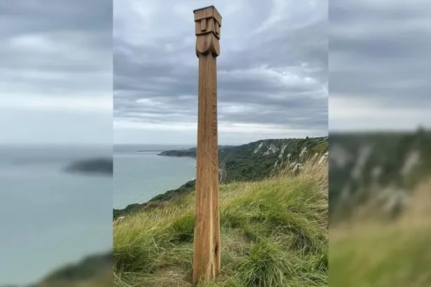 Sütunun adandığı Perkūnas aynı zamanda cesaret ve yiğitlikle ilişkilendirilen bir tanrı (Kent Wildlife Trust)