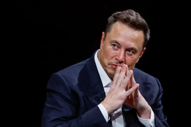 Elon Musk, Twitter'ı Ekim 2022'de devraldı (Reuters/Arşiv)