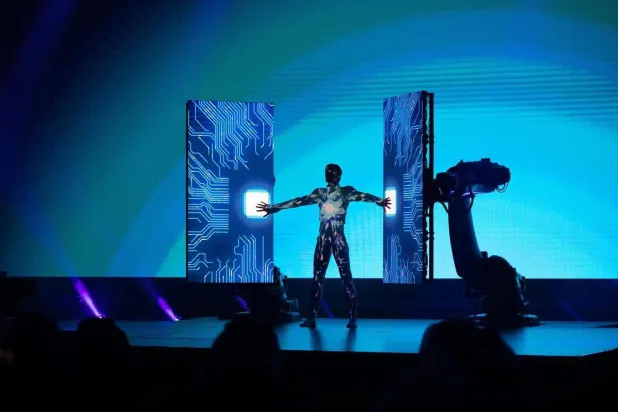 مساعٍ حكومية لجعل المملكة مركزاً تقنياً عالمياً لأحدث التقنيات المتقدمة وعلى رأسها الذكاء الاصطناعي (الشرق الأوسط)