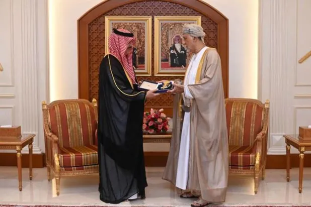 Umman Sultanı, Suudi Arabistan’ın Maskat Büyükelçisi’ne Al Numan Nişanı verdi