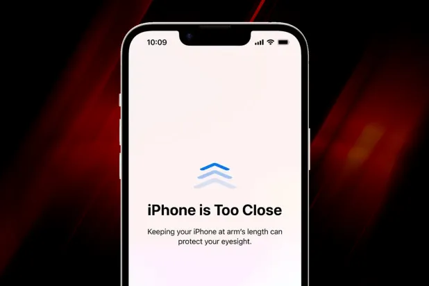 تنبيه: «الآيفون قريب جداً iPhone is Too Close» إذا كان الجهاز أقرب من 30 سم من العيون (الشرق الأوسط)