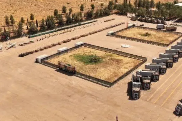 DMO’ya ait SİHA’lar, balistik ve seyir füzeleri (Tasnim)