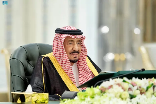 خادم الحرمين الشريفين الملك سلمان بن عبد العزيز خلال ترؤسه جلسة مجلس الوزراء (واس)