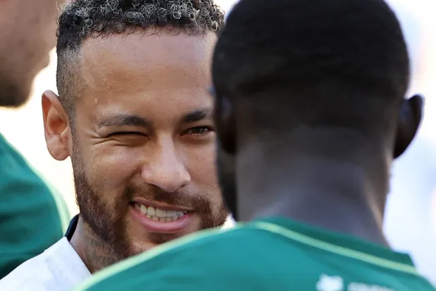 نيمار قد يتجه للدوري السعودي (رويترز)