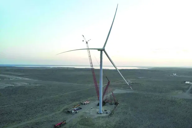 وسطی ایشیا میں اپنی نوعیت کی سب سے بڑی پہلی ونڈ ٹربائن ازبکستان کے علاقے بخارا میں "باش" پلانٹ پروجیکٹ میں کام کر رہی ہے (الشرق الاوسط)