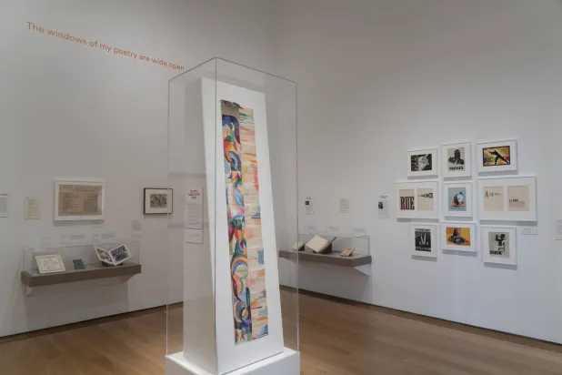 جانب من معرض «بليز سيندرار... الشعر هو كل شيء» (متحف ومكتبة ذا مورغان)