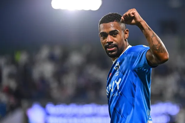 مالكوم بانتظار حضور مواطنه نيمار إلى الهلال (تصوير: علي خمج)