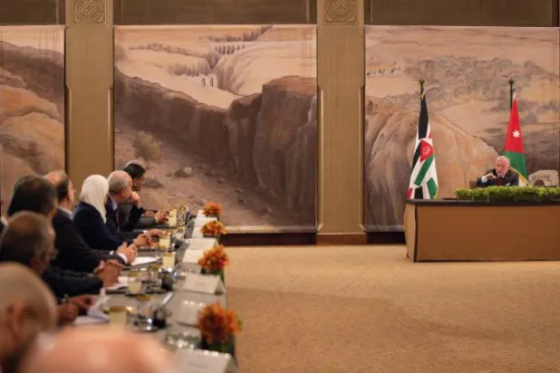 العاهل الأردني خلال اجتماعه مع رئيس وأعضاء المركز الوطني لحقوق الإنسان (الديوان الملكي)