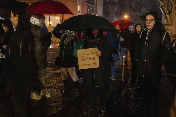 صرخة من أجل وقف قتل النساء في أوروغواي (أ.ب)