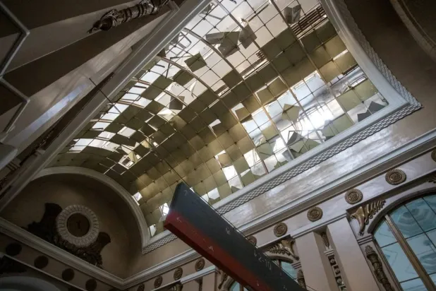 مسيّرة أوكرانيّة استهدفت محطّة للسكك الحديد في مدينة كورسك (قناة حاكم المنطقة على تليغرام)