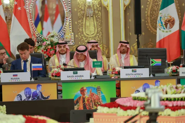 الدكتور ماجد القصبي وزير التجارة السعودي خلال مشاركته في الاجتماع الوزاري بمدينة جايبور الهندية (الشرق الأوسط)