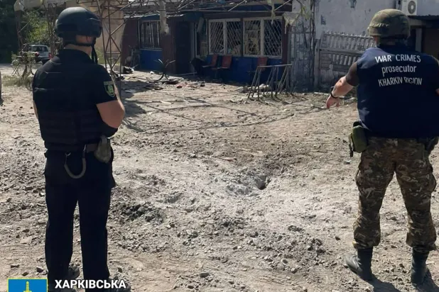 Rusya Harkov'a bağlı Podli köyünü bombaladı. (AFP)