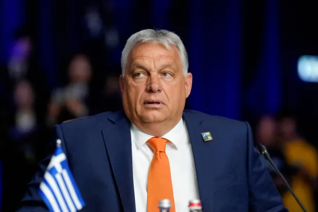 رئيس وزراء المجر فيكتور أوربان (رويترز)