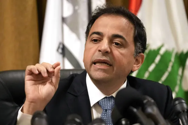 وسيم منصوري خلال مؤتمر صحافي (أ.ب)