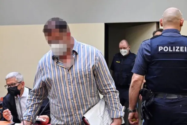 المتهم «فاليد د.» خلال إحدى جلسات محاكمته في ألمانيا (أرشيفية - د.ب.أ) 