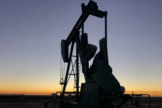 Polonya, Rus petrolünü Avrupa'ya taşıyan Druzhba boru hattında sızıntı olduğunu bildirdi