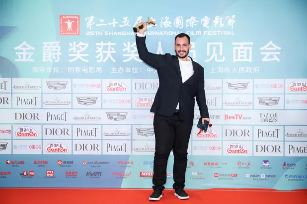 زكريا جابر يصل بفيلمه البيروتي إلى «مهرجان شنغهاي الدولي» الموازي آسيوياً لـ«الأوسكار» (صور المخرج)