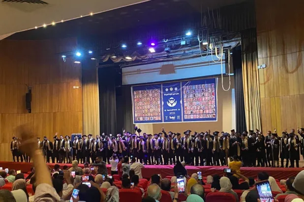 Mısır: Mezuniyet şarkısı DEAŞ marşına benzetildi tartışma yarattı