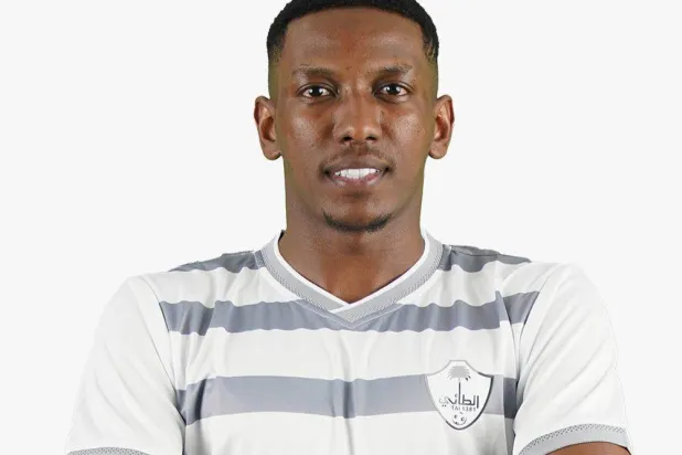  اللاعب حسين قاسم (نادي الطائي)