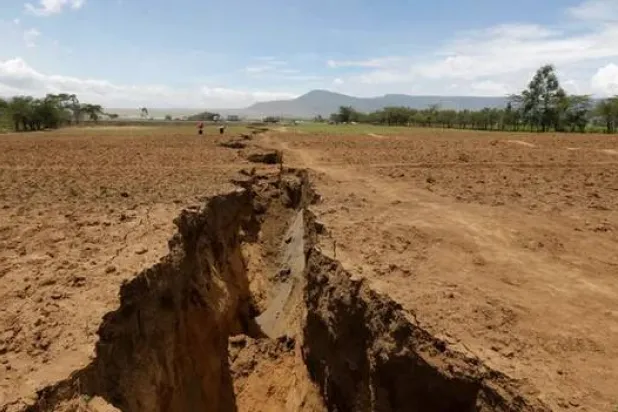 تحذير من شقوق عملاقة جنوب غربي الولايات المتحدة !
