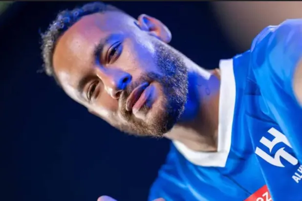 الجماهير هتفت باسم اللاعب نيمار في مدرجات الملعب (نادي الهلال)