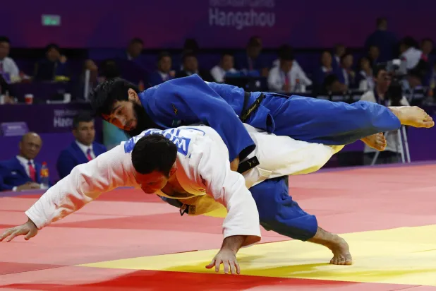 لاعب الجودو ماغوميدومار ماغوميدوماروف (رويترز)