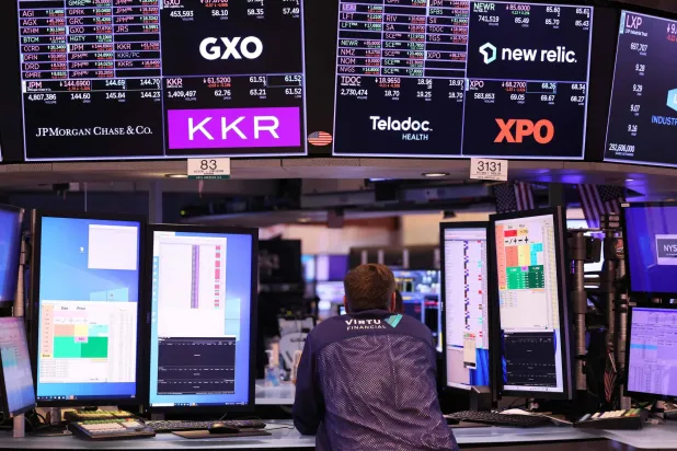 متداولون في بورصة نيويورك (أ.ف.ب)