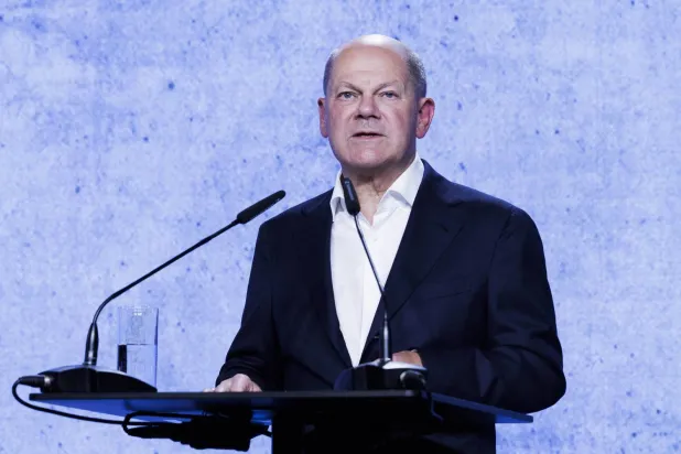 Scholz, Almanya'ya mülteci akışını durdurmak istiyor 