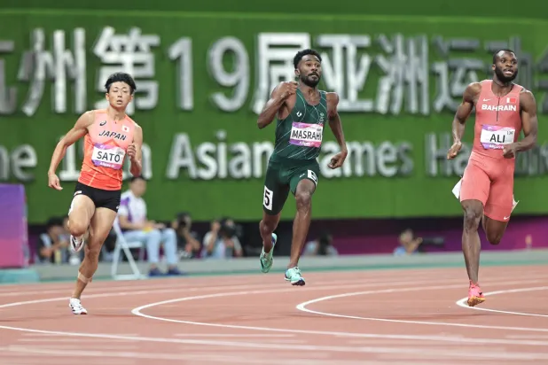 مسرحي خاض صراعا مثيرا مع منافسيه في الأمتار الأخيرة من السباق (الشرق الأوسط)