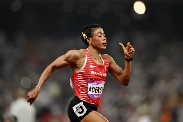 مجيدات أولواكيمي أديكويا خلال السباق (رويترز)