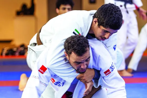 الجوجيتسو تعدّ رياضة وطنية في الإمارات (إكس)