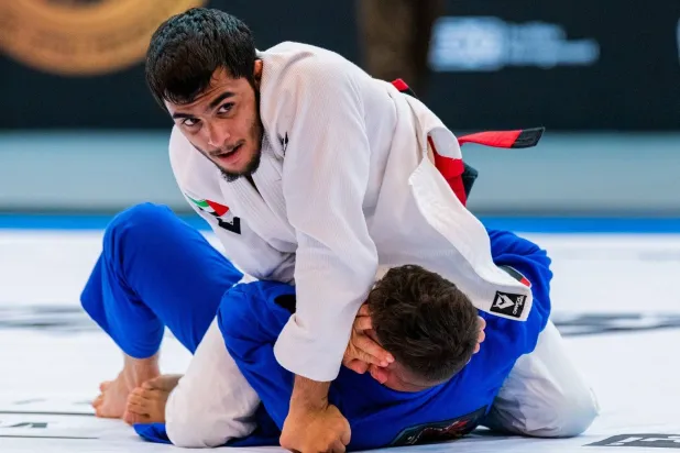 الإمارات تضمن ذهبية وفضية وزن 62 كلغ (إكس)