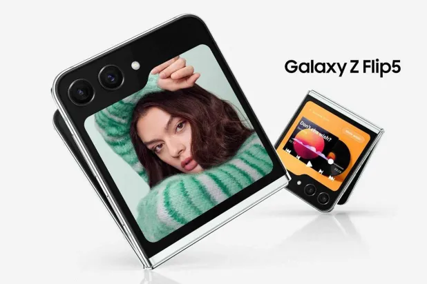 تسمح الشاشة الخلفية بتشغيل التطبيقات المختلفة والفيديوهات والموسيقى