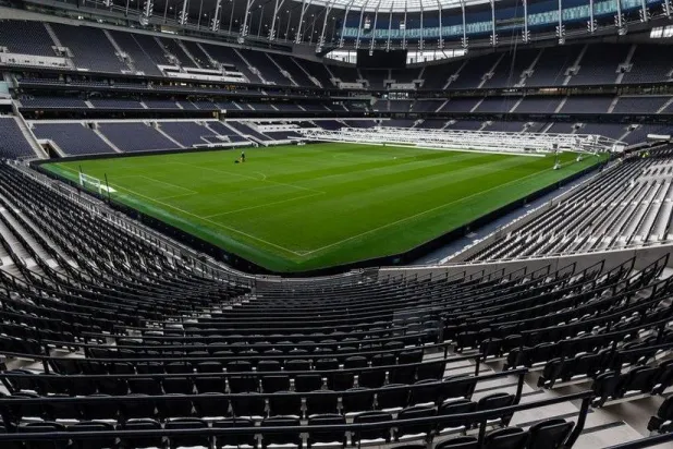 ملاعب المملكة المتحدة وآيرلندا تستضيف 51 مباراة في «يورو 2028» (غيتي)