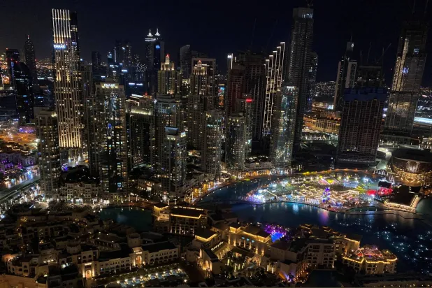 جانب من مدينة دبي والتي شهدت نمواً بنسبة 3.2 % خلال النصف الأول من العام الحالي (رويترز)