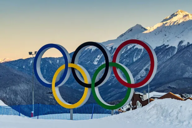 النمسا عرضت بالفعل إمكانية استخدام مضمارها في إنسبروك (إكس)