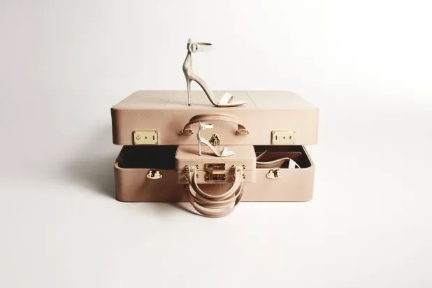 حرص جيانفيتو على إعادة ابتكارها بأسلوب عصري يتناسب مع أحذيته (جيانفيتو روسي)