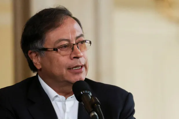 الرئيس الكولومبي غوستافو بيترو في بوغوتا 8 أغسطس 2022 (رويترز)