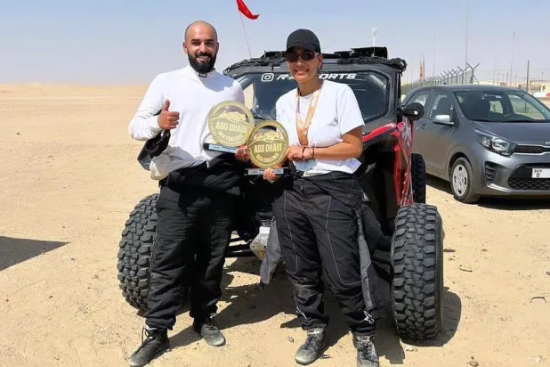 جزار وملاحها البكر يحتفلان بالجائزة (الشرق الأوسط)