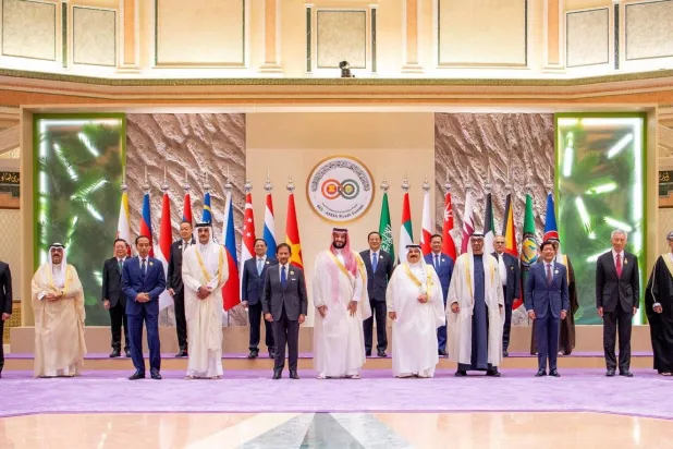 Leaders and delegation heads in a commemorative photo ahead of the GCC-ASEAN summit in Riyadh (SPA)