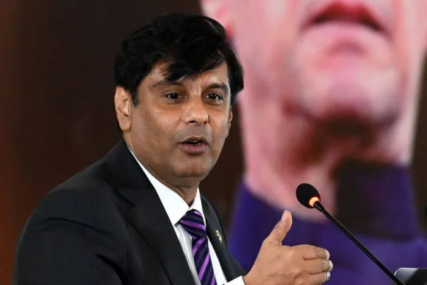 الصحافي الباكستاني أرشاد شريف قتل عندما انطلقت سيارته عند نقطة تفتيش خارج العاصمة الكينية وفتحت الشرطة النار عليه (أ.ف.ب)